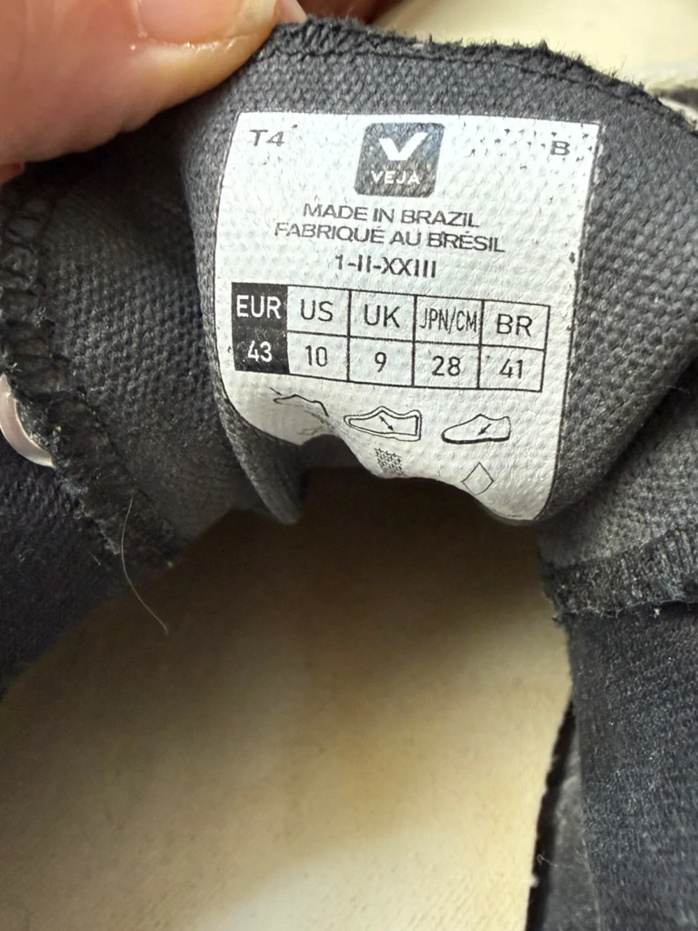 Veja Black and White Low-Top Canvas Sneaker - Picture 9 of 9